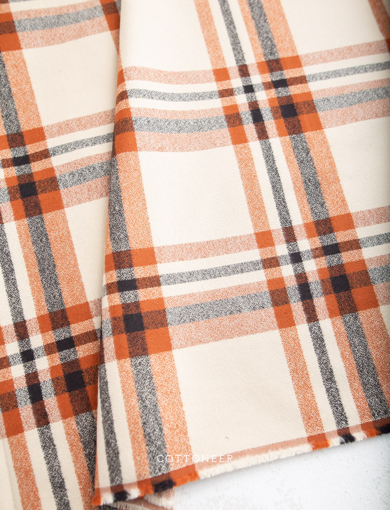 acorn-mammoth-flannel-by-robert-kaufman-2