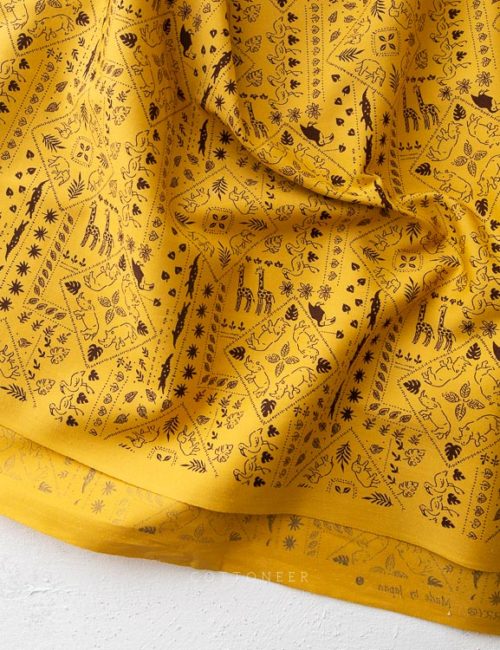 animal-club-bandana-by-robert-kaufman-6
