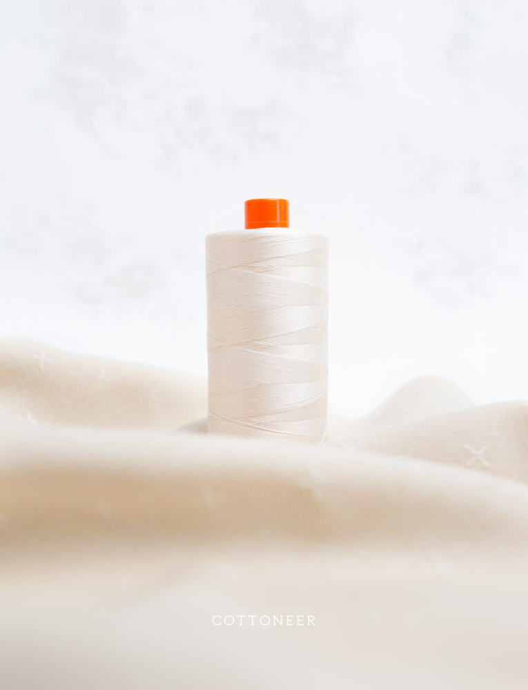 cotton-mako-thread-50wt-1300m-light-sand-2000-aurifil-thread-78