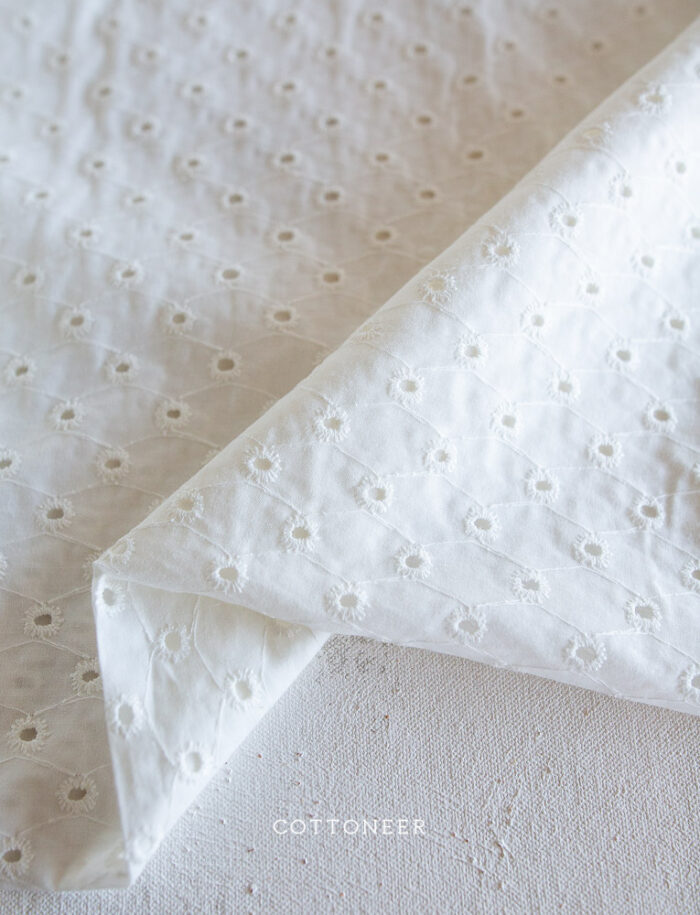 francesca-eyelet-13