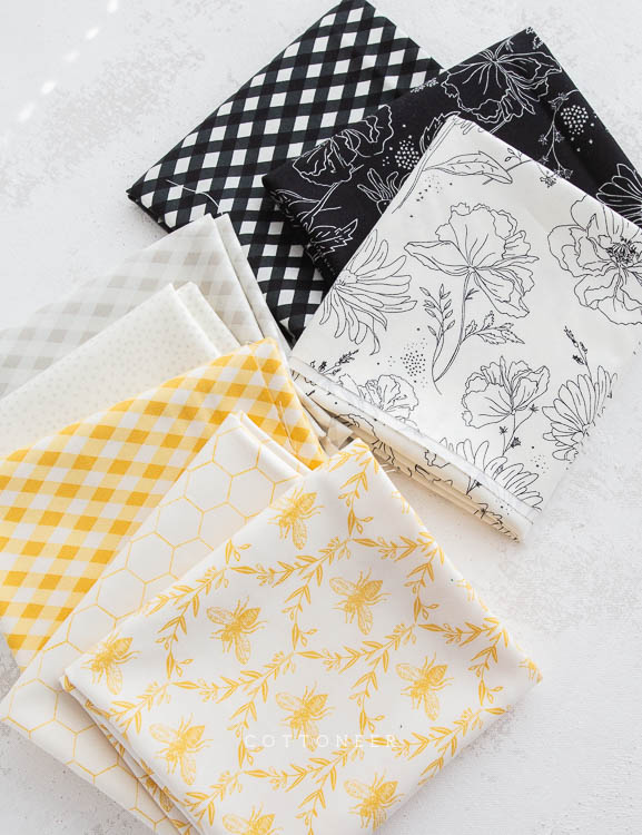 Bee Yellow Cloth Napkins - Set of 4 yellow napkins