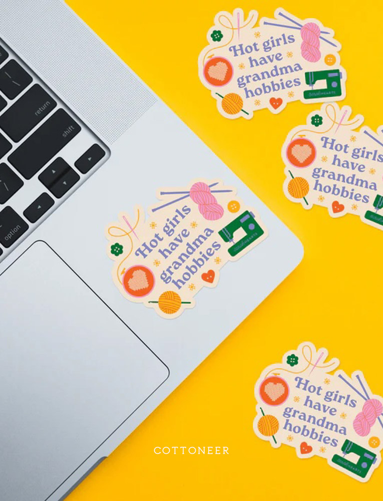 hot-girls-sticker-sarah-hearts