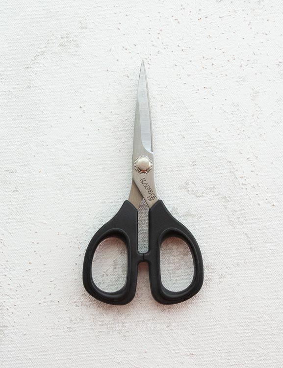 5.5 Embroidery Scissors