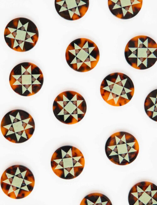 quilt-buttons-sarah-hearts