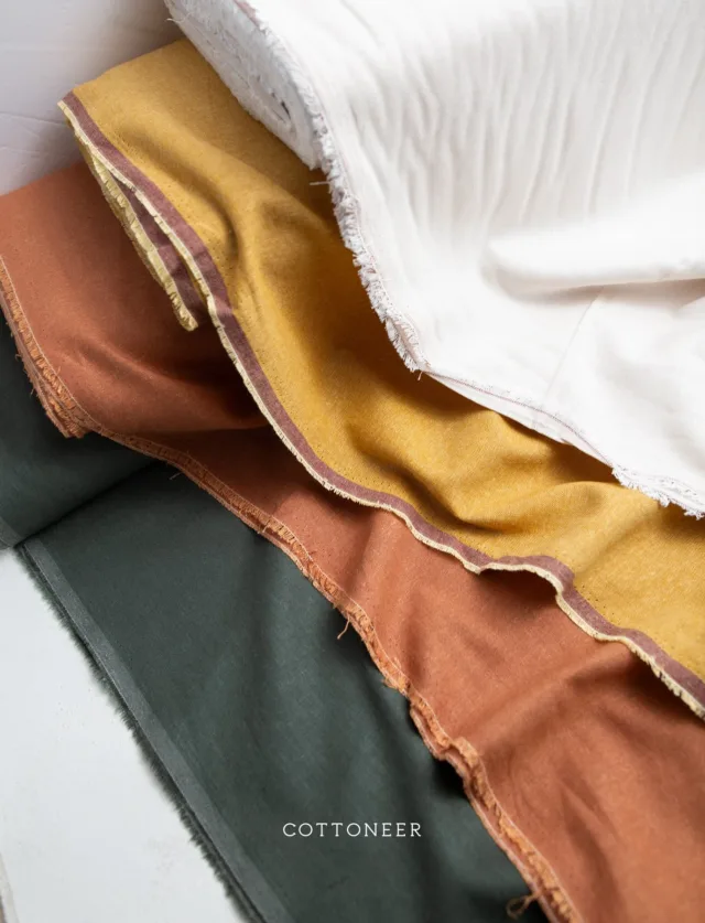 Restock of your favorite Brussels Washer Linens! Colors include Kelp, Acorn, Mustard, and Natural.
-
55% Linen / 45% Rayon
52” Wide
6oz per sq yd.
-
#cottoneer #cottoneerfabrics #robertkaufman #linenblend #linenrayon #apparel #sewersofinstagram #fabriclove