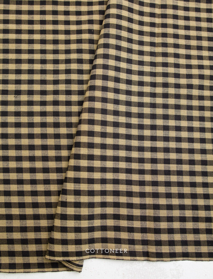 Small Gingham Black Tea Dye | Cottage Yarn-Dyed Homespun - Image 6