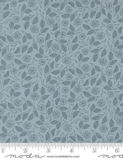 tapestry-in-wind-petalush-by-kiley's-quilt-room